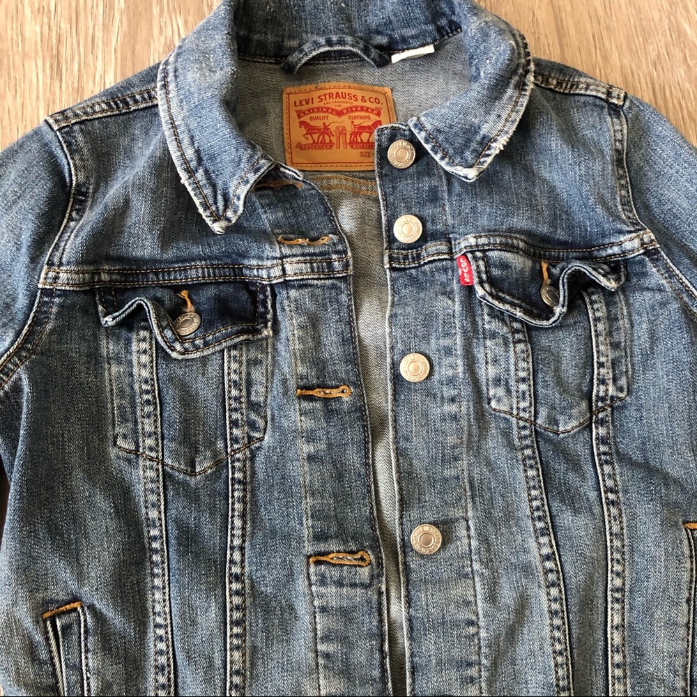 Levi’s Jean Jacket - Picture 3 of 11